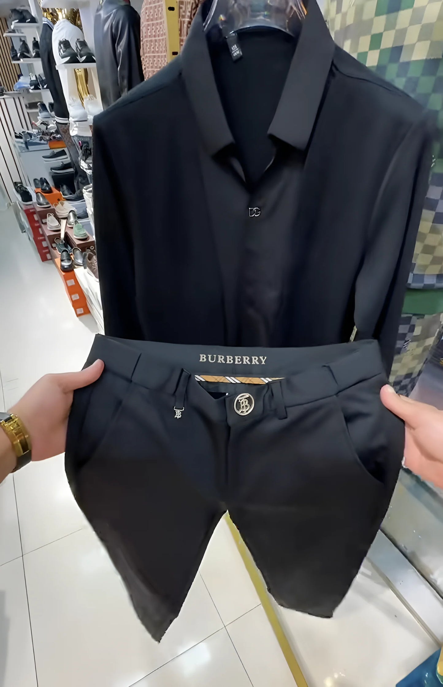 Premium elegant suit - Anticipate Black Friday and get 60% off