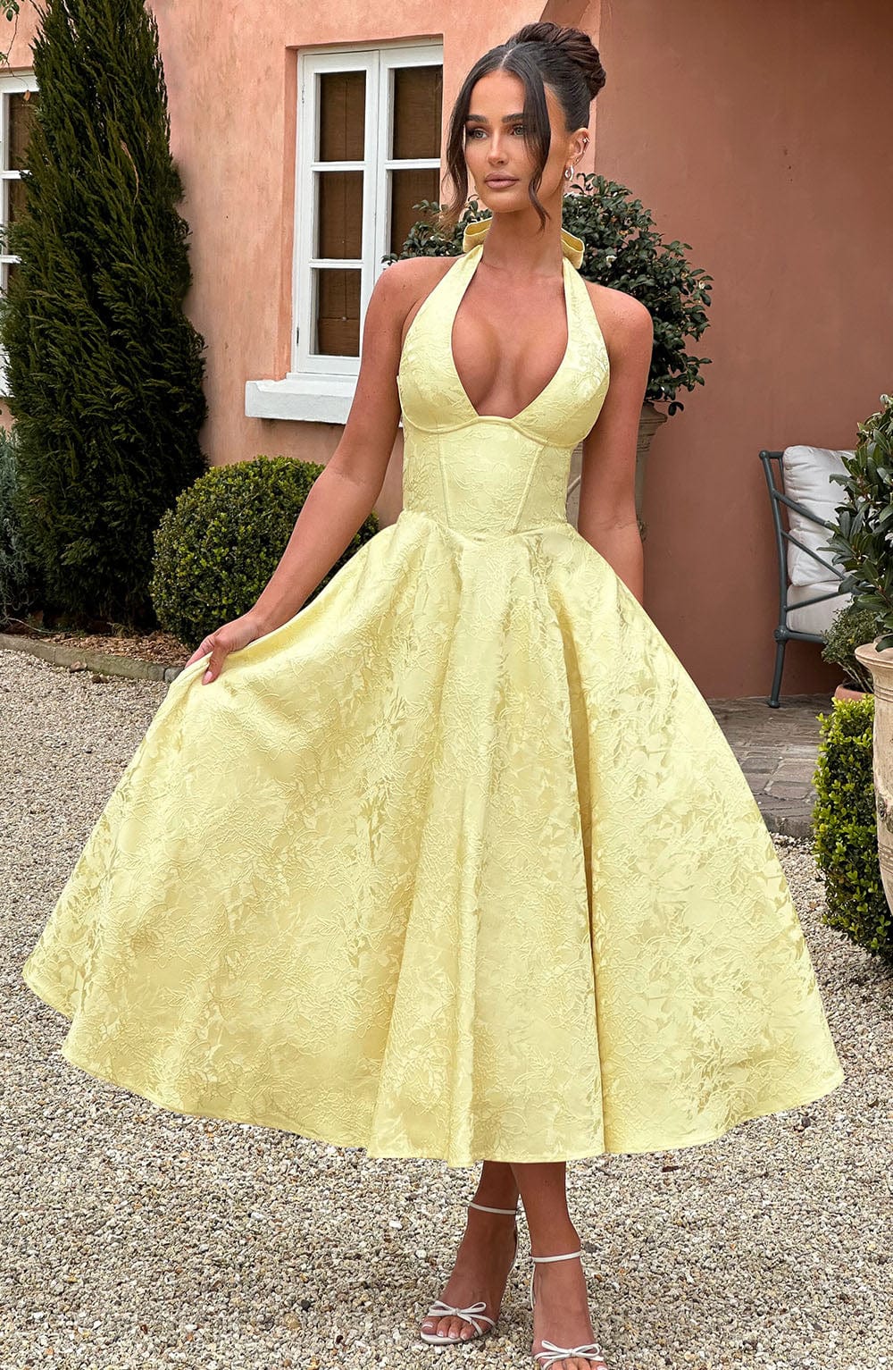 https://cdn.shopify.com/s/files/1/2060/7491/files/effie-midi-dress-lemon-dress-xs-babyboo-fashion-32087900389439.jpg?v=1748601155