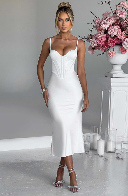 https://cdn.shopify.com/s/files/1/2060/7491/files/farrah-midi-dress-ivory-dress-xs-babyboo-fashion-30842682802239.jpg?v=1748604238