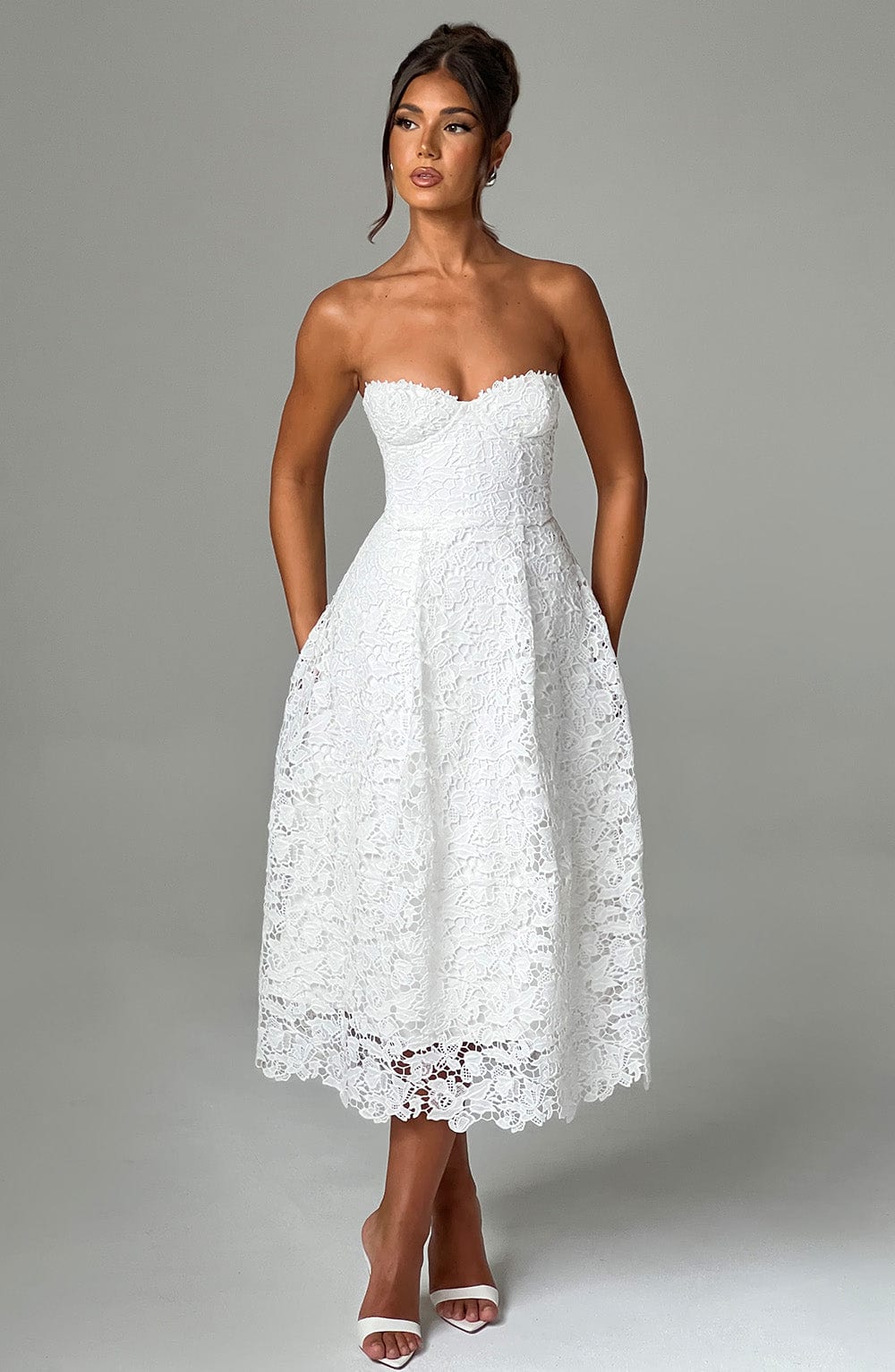 Vestito Ishani Midi Abito da Sera in Pizzo