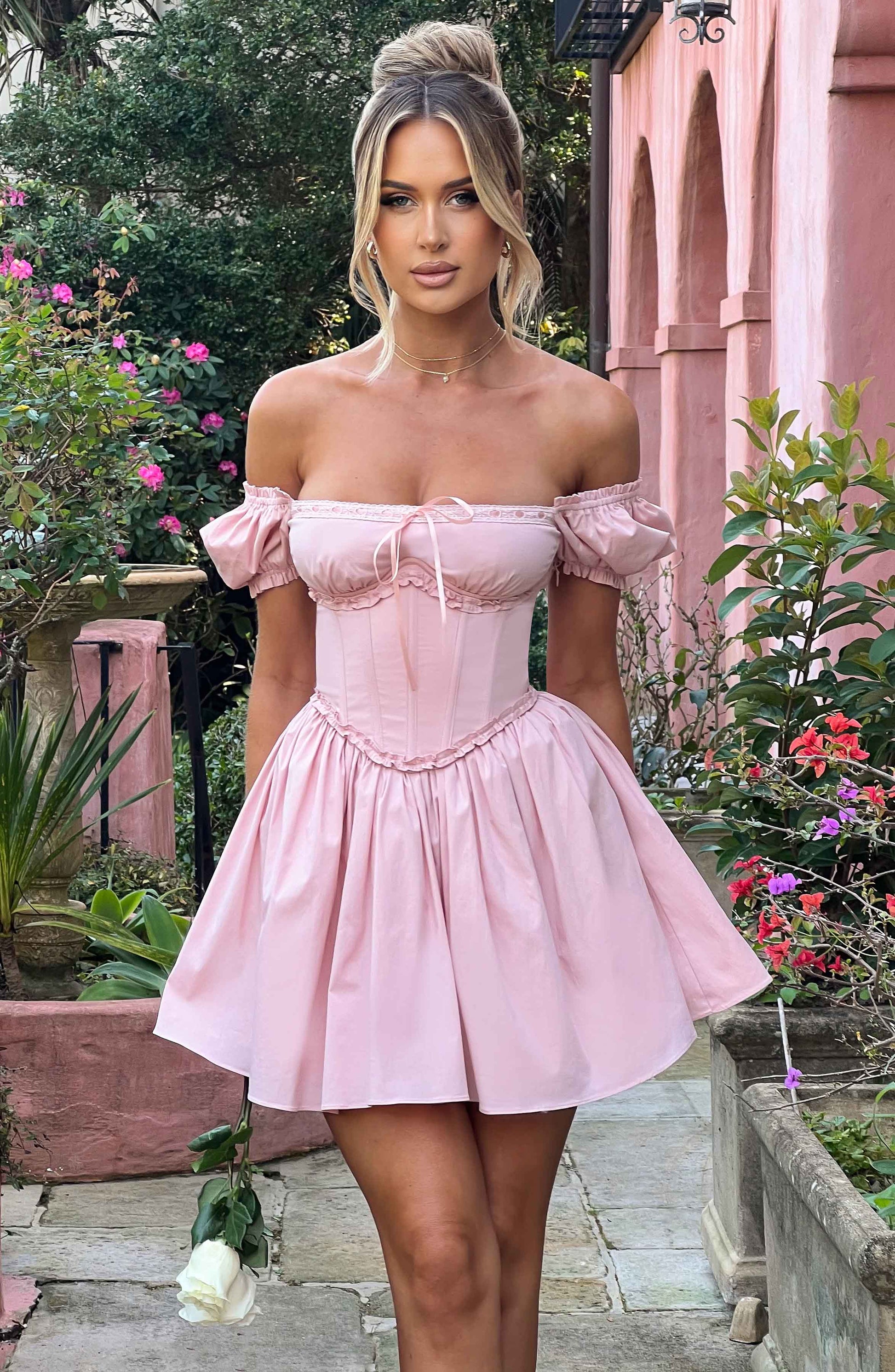 https://cdn.shopify.com/s/files/1/2060/7491/files/penelope-mini-dress-blush-dress-xs-babyboo-fashion-30950407766079.jpg?v=1748603411
