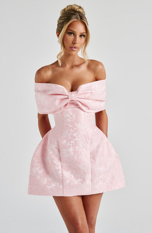 https://cdn.shopify.com/s/files/1/2060/7491/files/raquel-mini-dress-blush-dress-xs-babyboo-fashion-32859990360127.jpg?v=1748600308